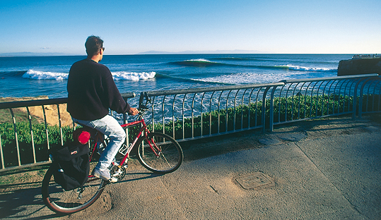 Stormrider Surf Guide to Stormrider Guide to surfing Santa Cruz